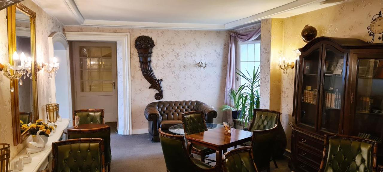 Historisches Hotel Zum Schwan Bad Karlshafen Dış mekan fotoğraf