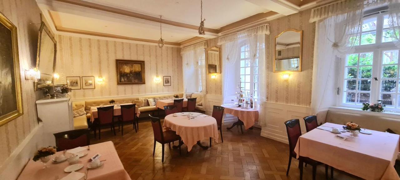 Historisches Hotel Zum Schwan Bad Karlshafen Dış mekan fotoğraf