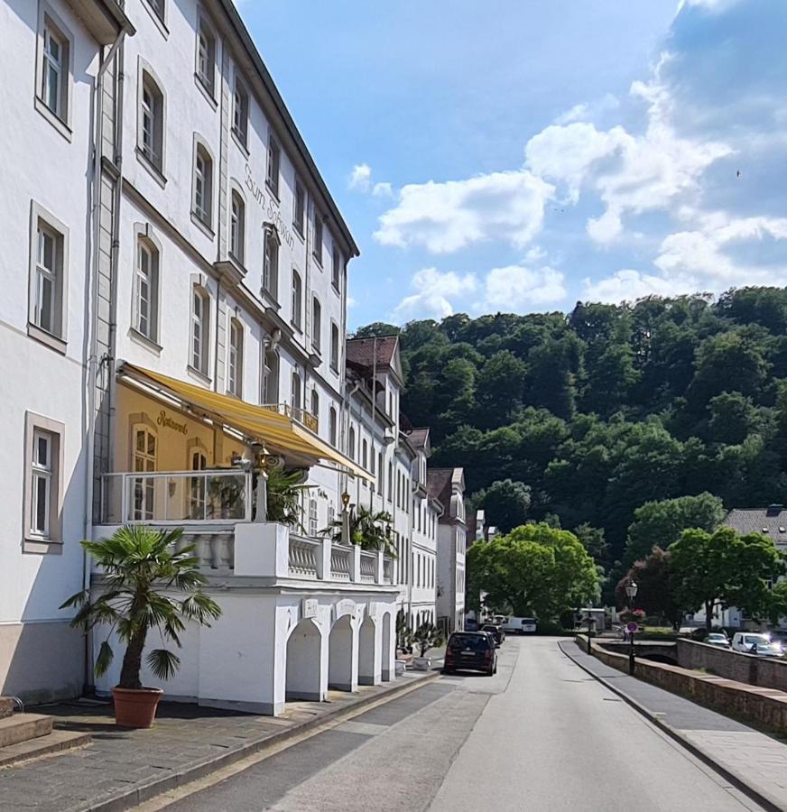 Historisches Hotel Zum Schwan Bad Karlshafen Dış mekan fotoğraf