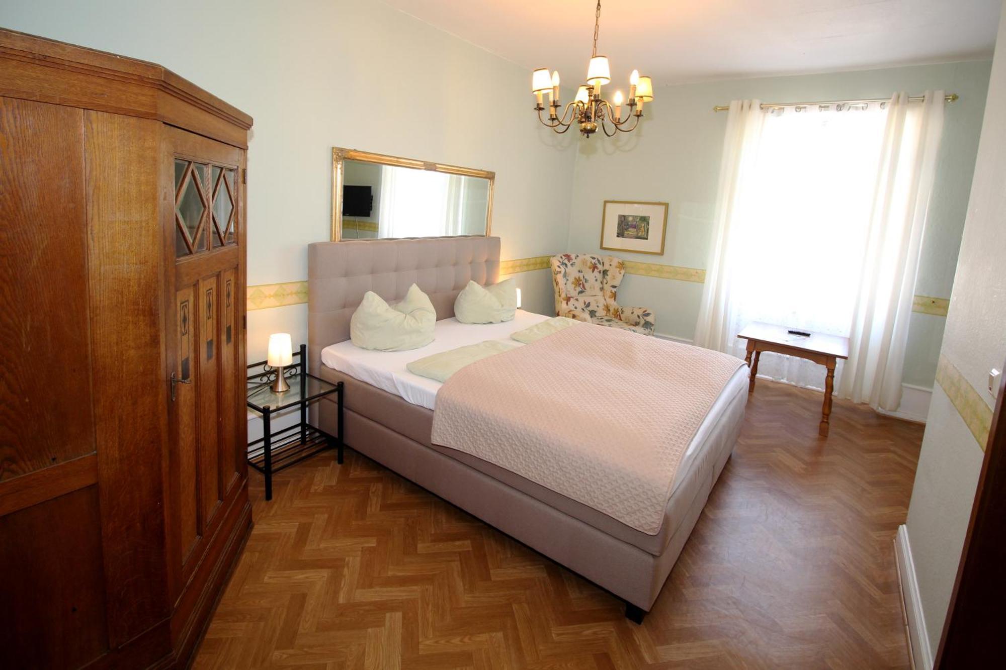Historisches Hotel Zum Schwan Bad Karlshafen Dış mekan fotoğraf