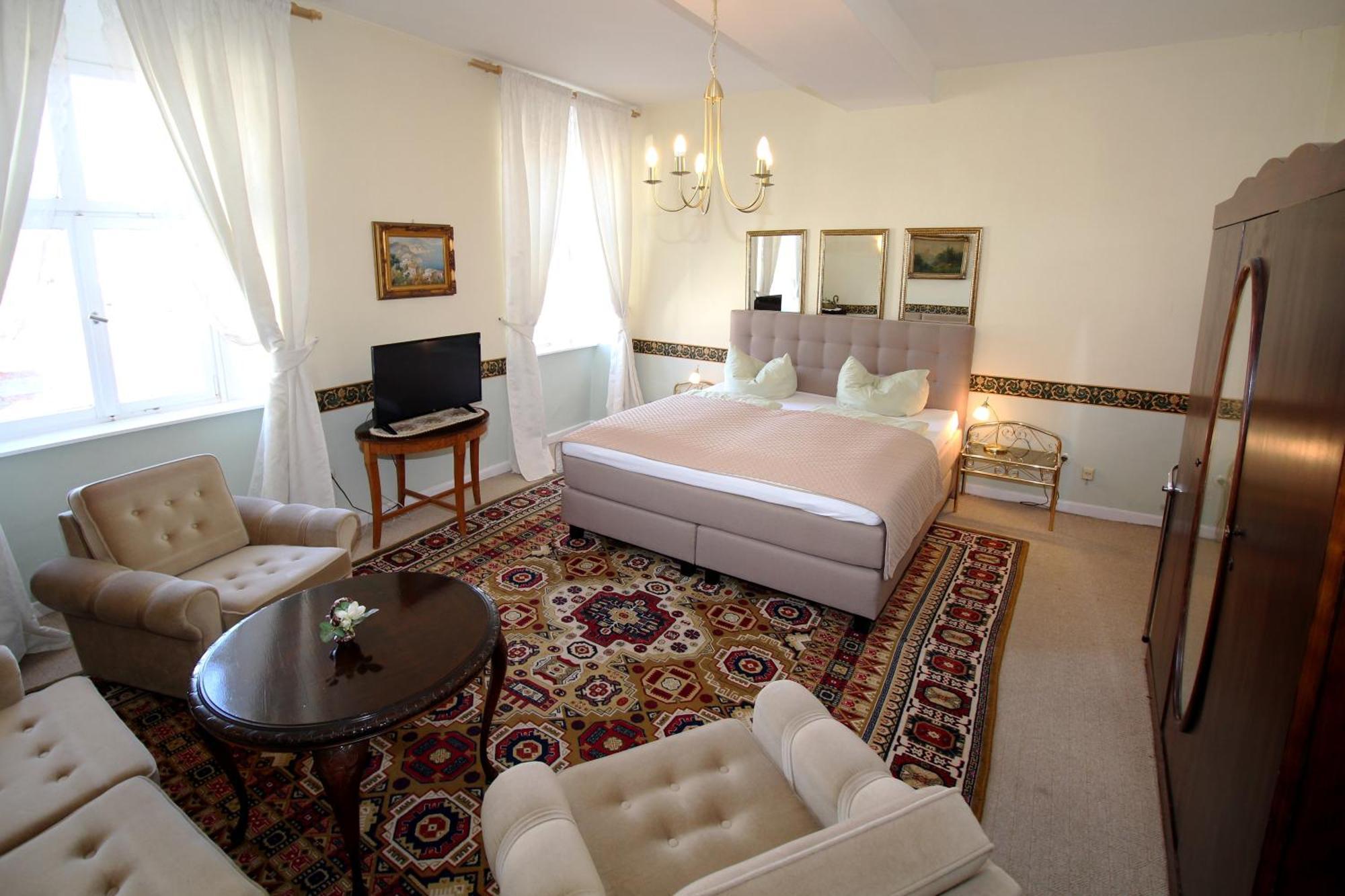 Historisches Hotel Zum Schwan Bad Karlshafen Dış mekan fotoğraf