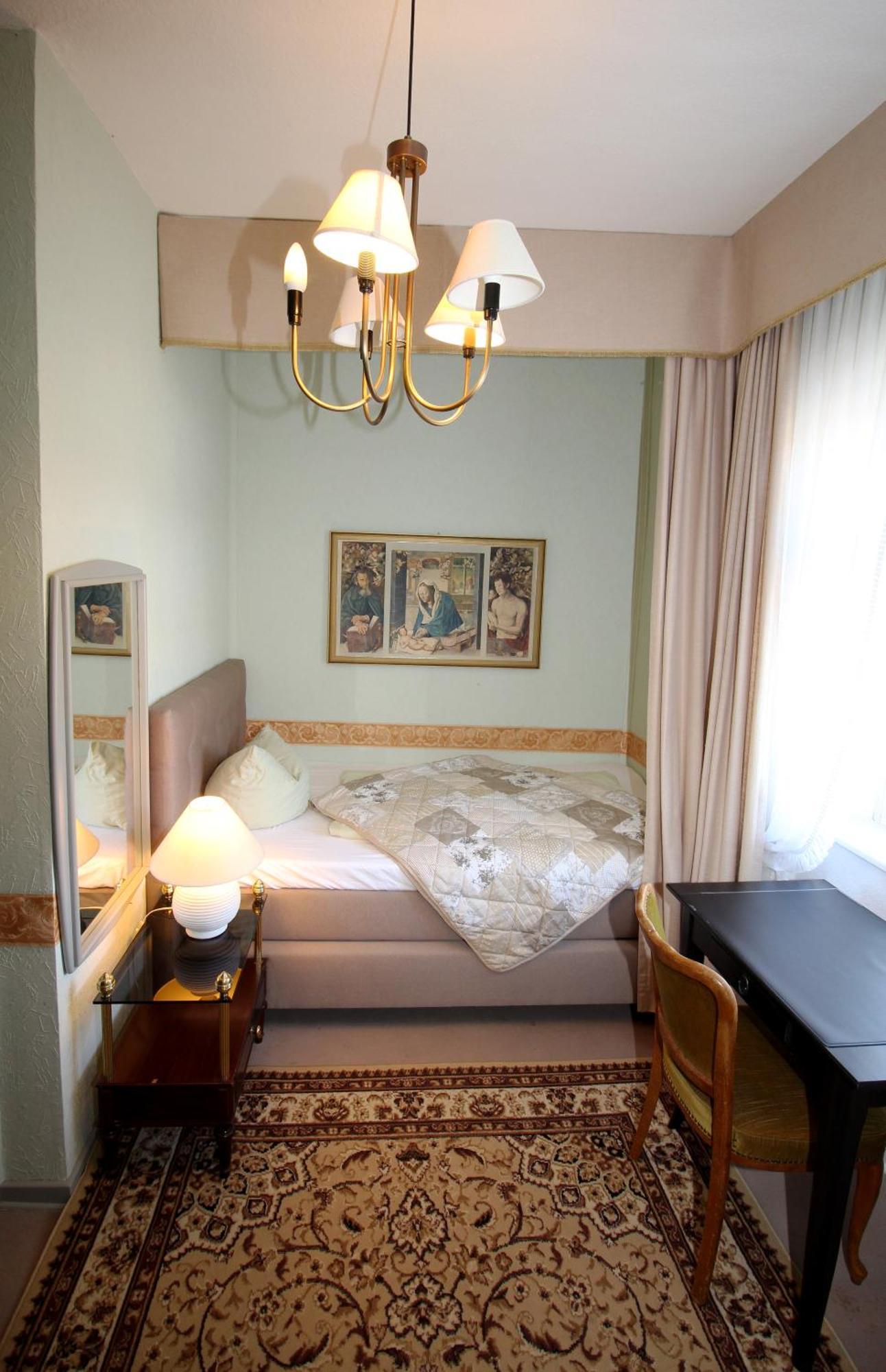 Historisches Hotel Zum Schwan Bad Karlshafen Dış mekan fotoğraf