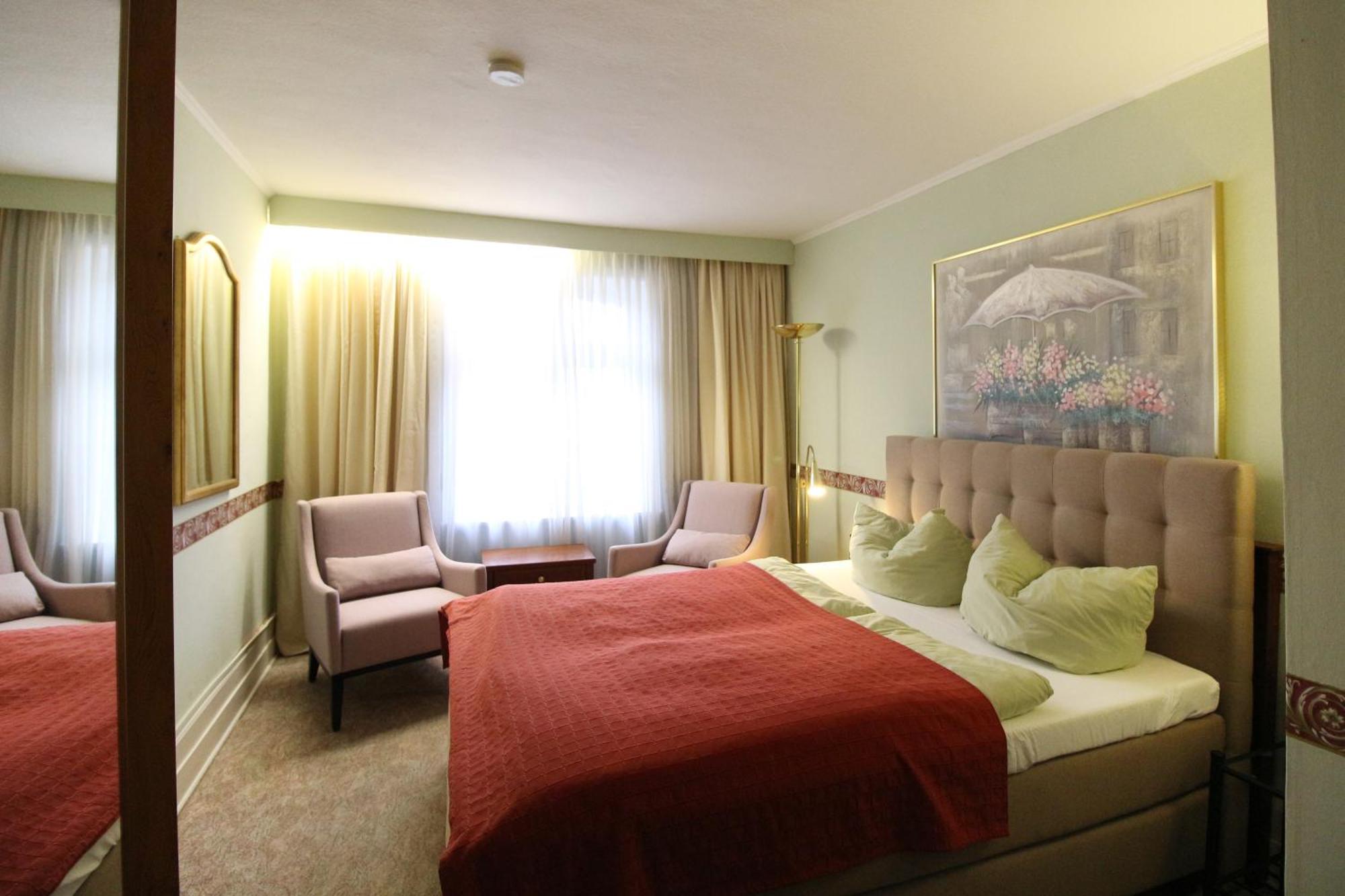 Historisches Hotel Zum Schwan Bad Karlshafen Dış mekan fotoğraf