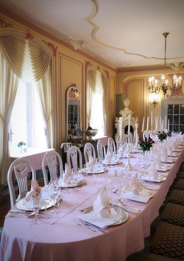 Historisches Hotel Zum Schwan Bad Karlshafen Dış mekan fotoğraf