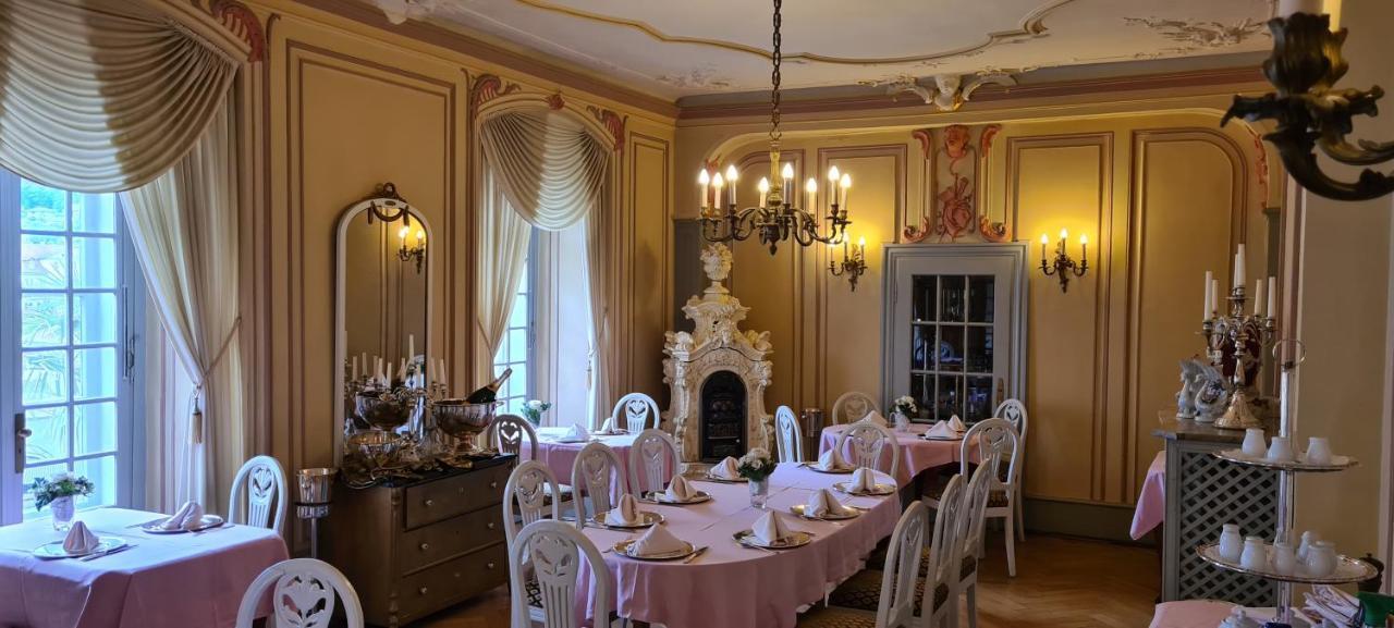 Historisches Hotel Zum Schwan Bad Karlshafen Dış mekan fotoğraf