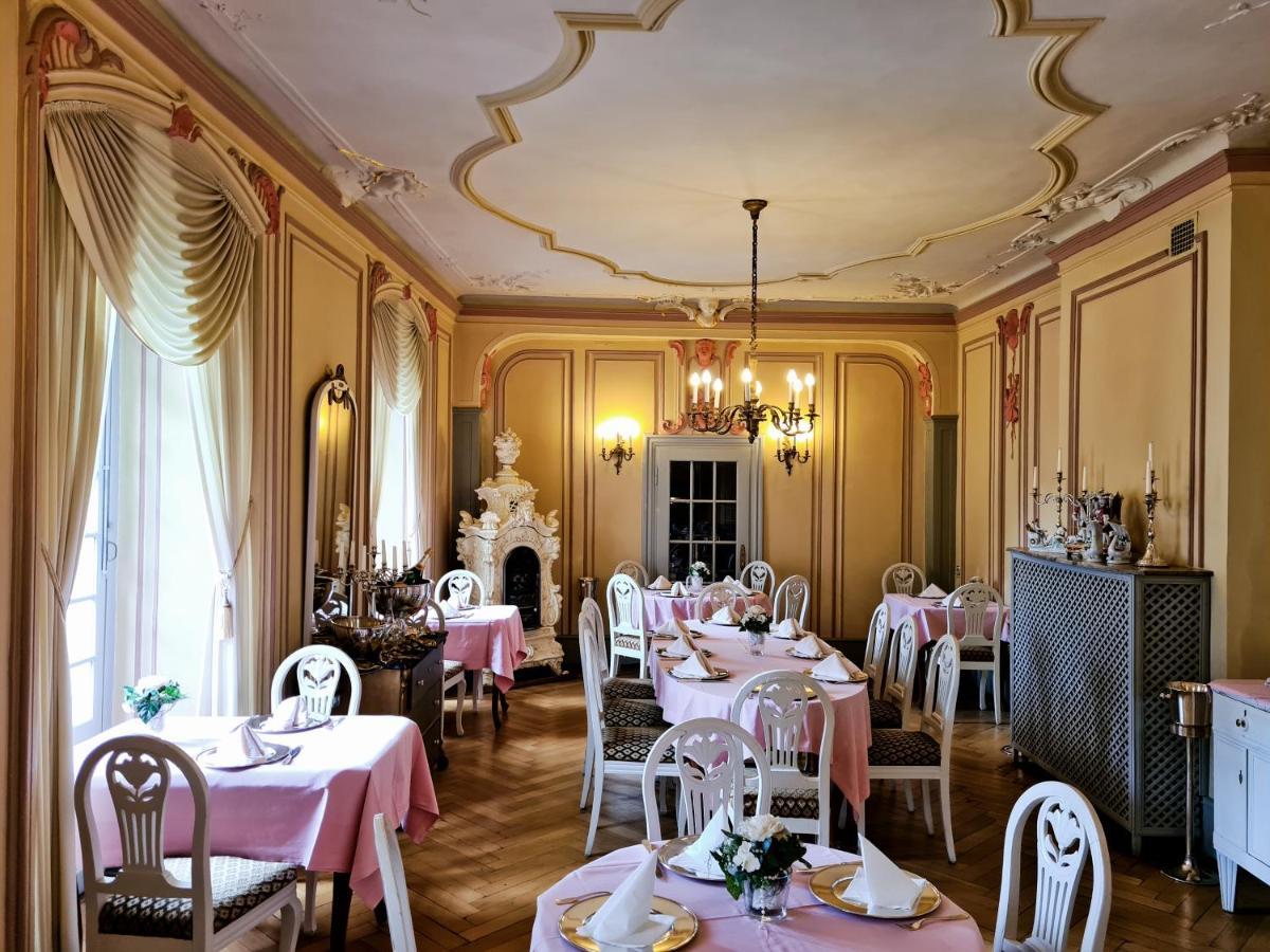 Historisches Hotel Zum Schwan Bad Karlshafen Dış mekan fotoğraf