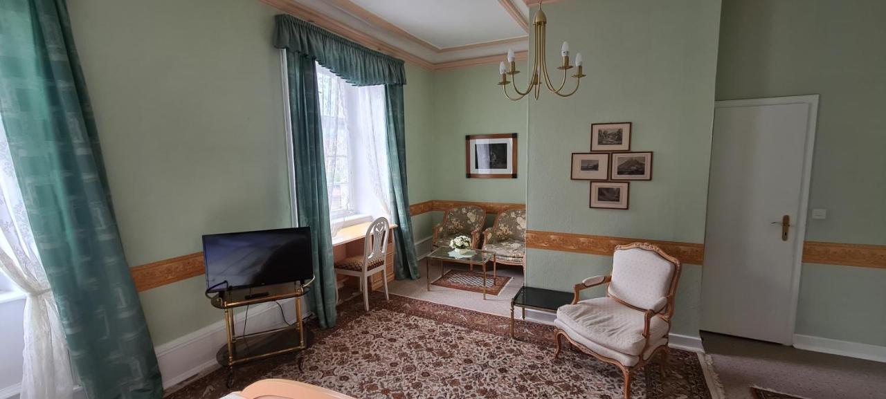 Historisches Hotel Zum Schwan Bad Karlshafen Dış mekan fotoğraf